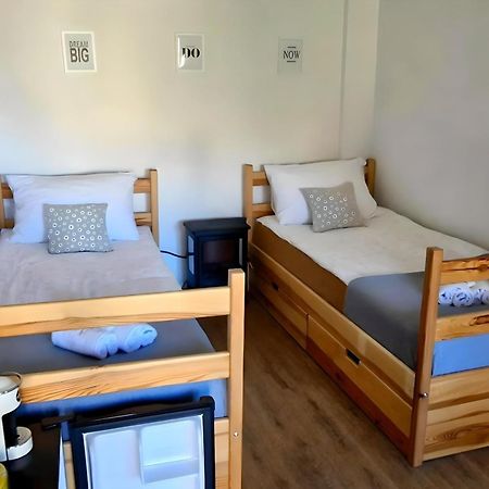 Guesthouse Idila Pod Nanosom Senozece Buitenkant foto