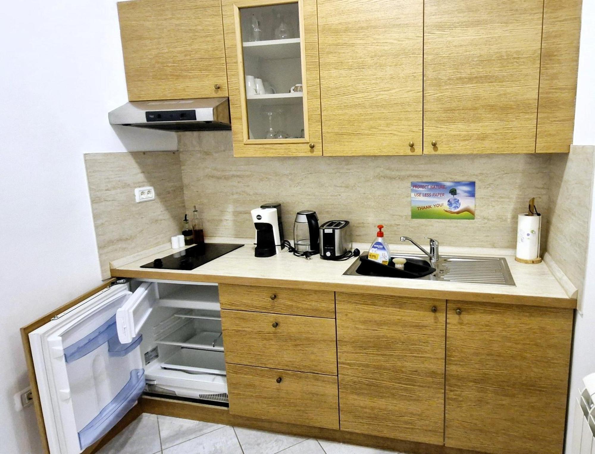 Guesthouse Idila Pod Nanosom Senozece Buitenkant foto